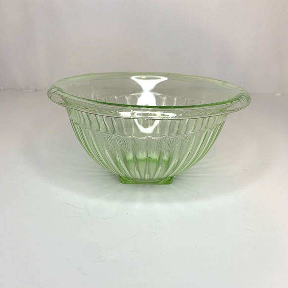 Vintage Pale Green Ribbed Federal Uranium Glass Nesting Mixing bowl 6” Diameter - Picture 1 of 7